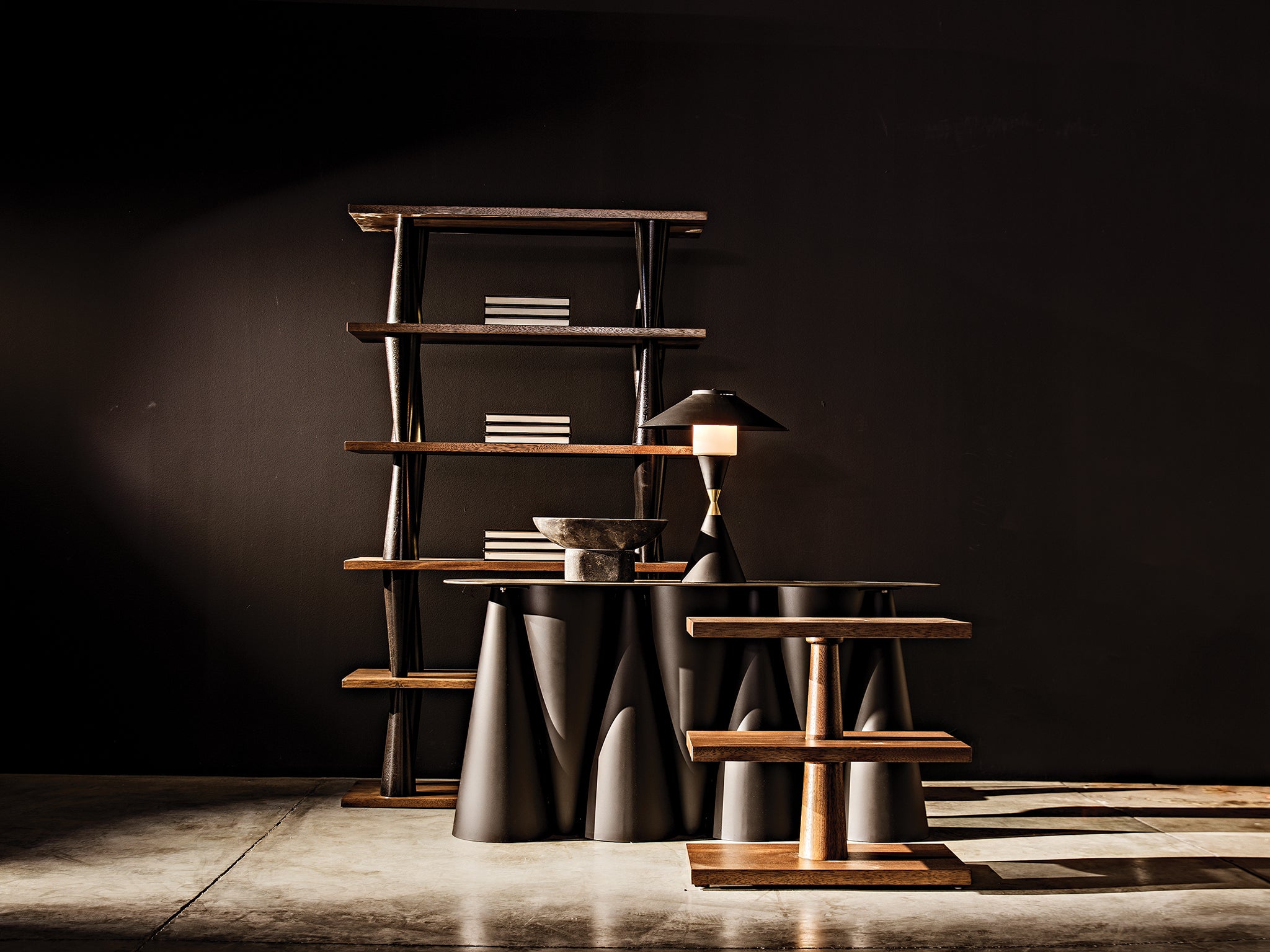 Noir store trading furniture